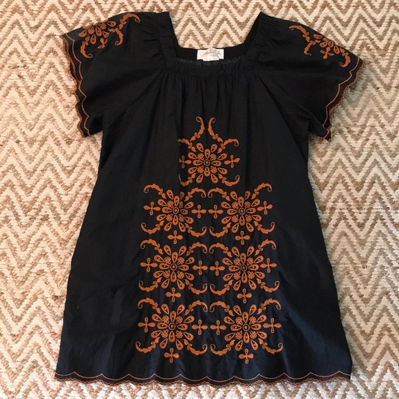 Dresses & Skirts - ‼️SALE‼️ Black Dress with Embroidery